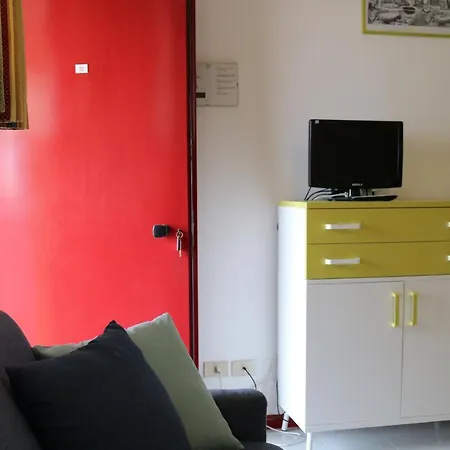 Modern - Ac Parking Place Amenities Apartment Bibione