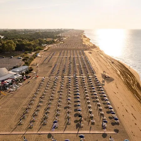 Lägenhet Colorful By The Beach-beahost *