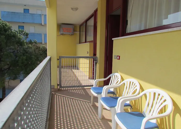 Colorful By The Beach-beahost * Μπιμπιόνε